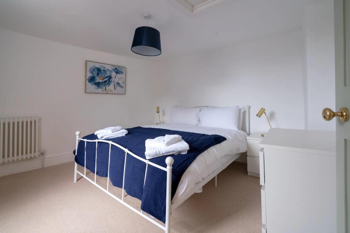 Pass The Keys Stylish Grade II Listed House Villa Cheltenham Bagian luar foto
