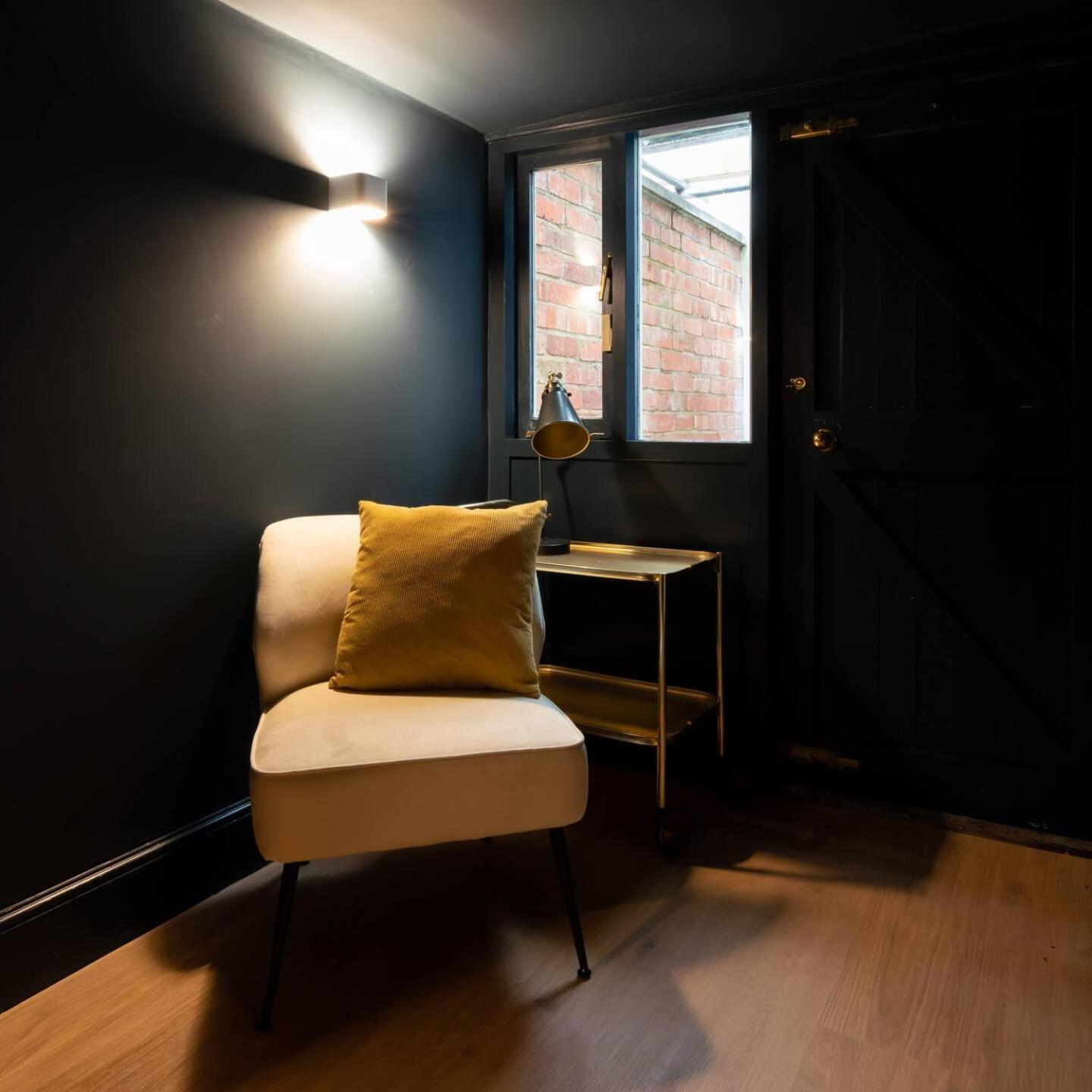 Pass The Keys Stylish Grade II Listed House Villa Cheltenham Bagian luar foto